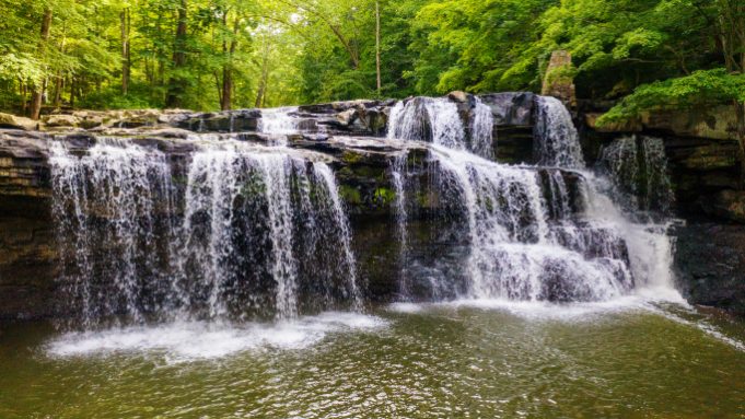 Pipestem Resort State Park gorge and mountain scenery